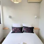 Chic & Garden - Parking - Wifi - Tv Appartamento *
