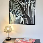 Chic & Garden - Parking - Wifi - Tv