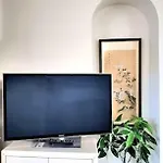 Chic & Garden - Parking - Wifi - Tv Appartamento *