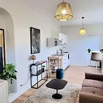 Chic & Garden - Parking - Wifi - Tv